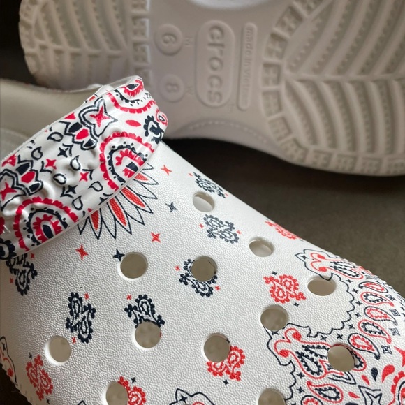 White and Red Patterned Crocs - Picture 6 of 7